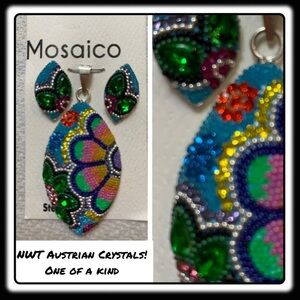 NWT Mosaico Austrian Crystal pendant necklace & earrings 💕💕 new line! 💕💕